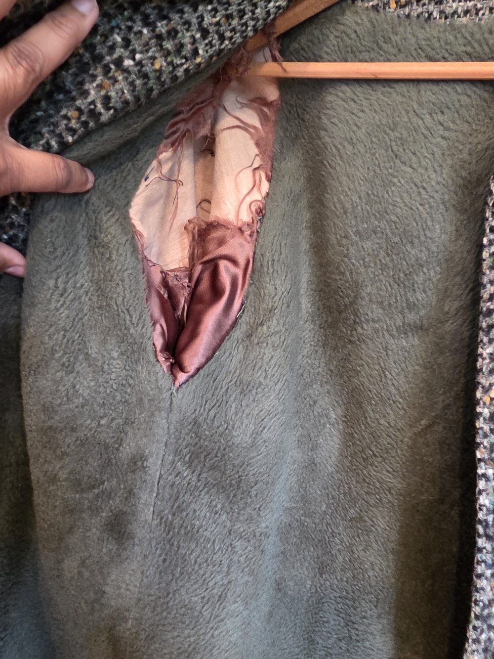 Olive Green Tweed Long Coat - Picture 5 of 10